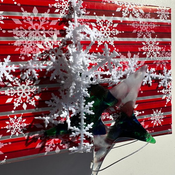 #2018 STAR MULTI COLOR 5 POINT ORNAMENT GREEN  & WHITE FUSED SUN CATCHER COLLECT - Picture 5 of 9